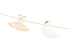 Lovely Swan Garland